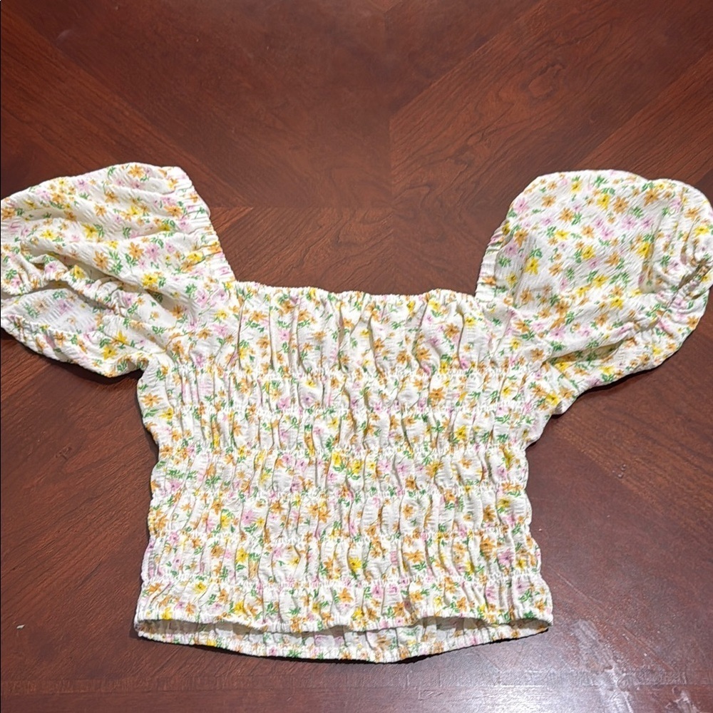 Elodie Floral Puff Sleeve Blouse in Yellow and Pink ruched - Picture 7 of 9